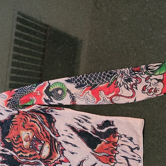 Vintage y2k sheer top tiger - Picture 3 of 10